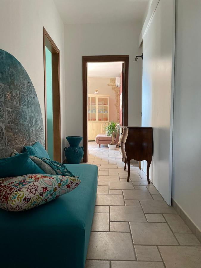 Domus Parva - Villa Con Bio-Piscina, Spa Privata E Appartamenti Panoramici 바콜리 외부 사진