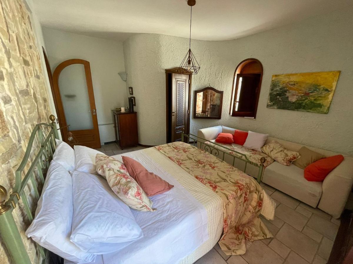 Domus Parva - Villa Con Bio-Piscina, Spa Privata E Appartamenti Panoramici 바콜리 외부 사진