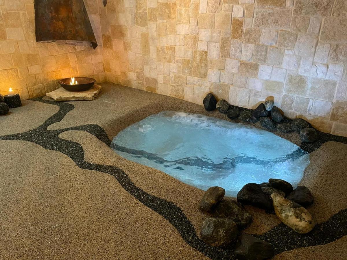 Domus Parva - Villa Con Bio-Piscina, Spa Privata E Appartamenti Panoramici 바콜리 외부 사진